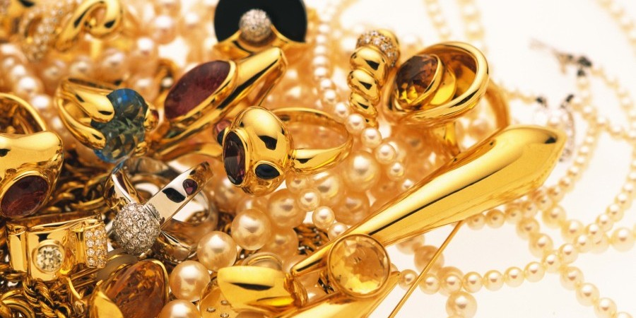 Γνωστός κοσμηματοπώλης και εφοριακοί εμπλέκονται σε απάτη “μαμούθ”