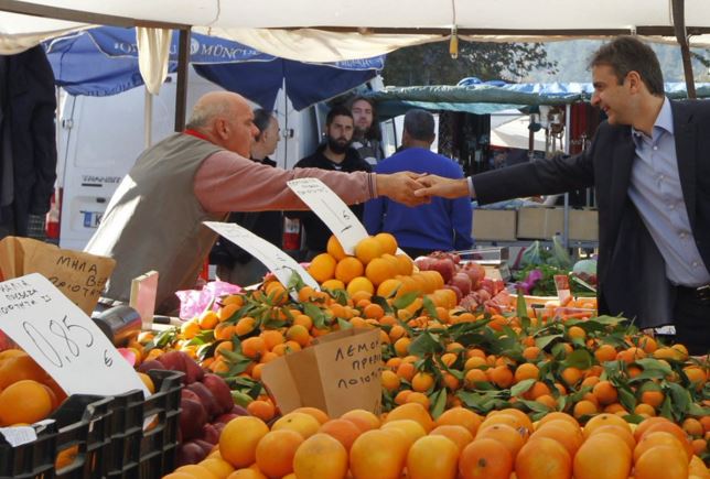Ο Κυριάκος Μητσοτάκης πήγε… λαϊκή – ΦΩΤΟ