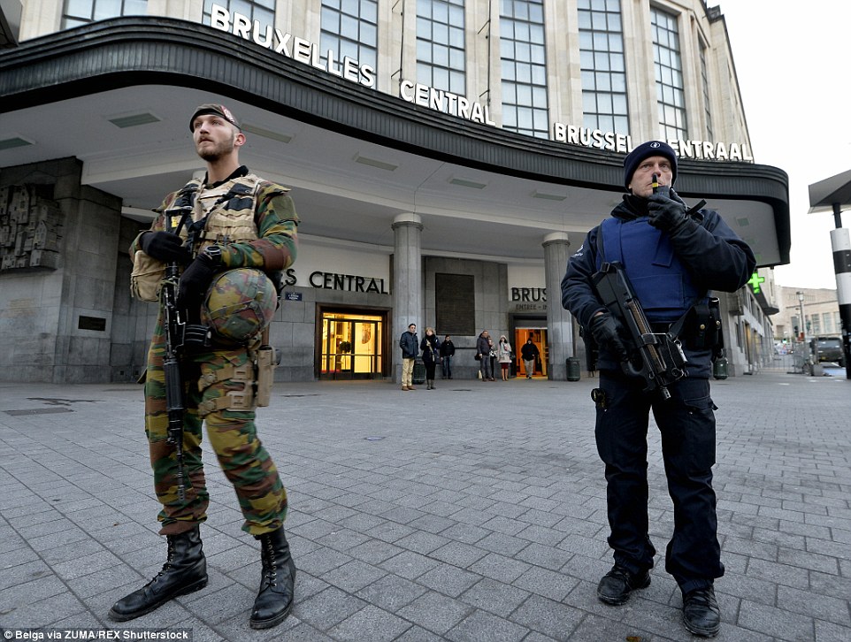 Με πόλη φάντασμα συνεχίζουν να μοιάζουν οι Βρυξέλλες – ΦΩΤΟ