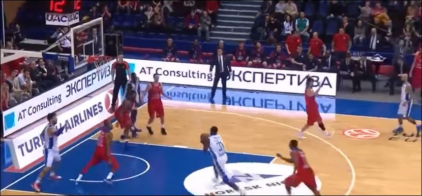 Κάρφωμα που θα ζήλευαν και στο ΝΒΑ – ΒΙΝΤΕΟ