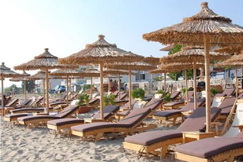 ΣτΕ: Περιορισμοί στους ΟΤΑ για την παραχώρηση της χρήσης παραλιών