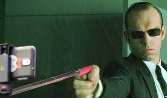 Μαθήματα αυτοάμυνας με selfie sticks στη Ρωσία – ΦΩΤΟ