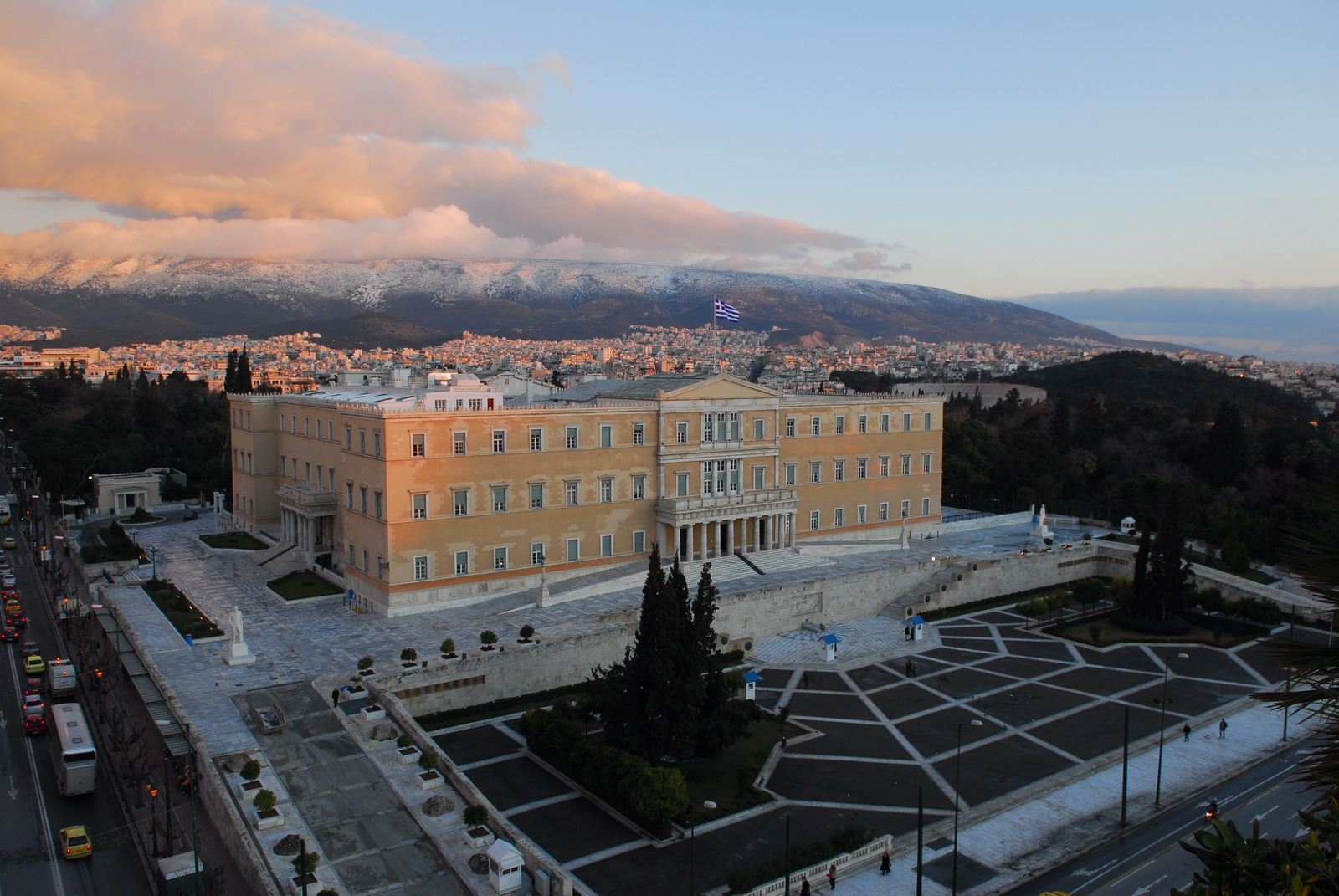 Ανοιχτοί οι δρόμοι στο κέντρο της Αθήνας – Ολοκληρώθηκε το μαθητικό συλλαλητήριο