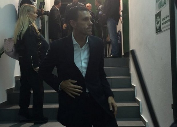 Έφτασε στη Λεωφόρο η αποστολή της ΑΕΚ – ΦΩΤΟ