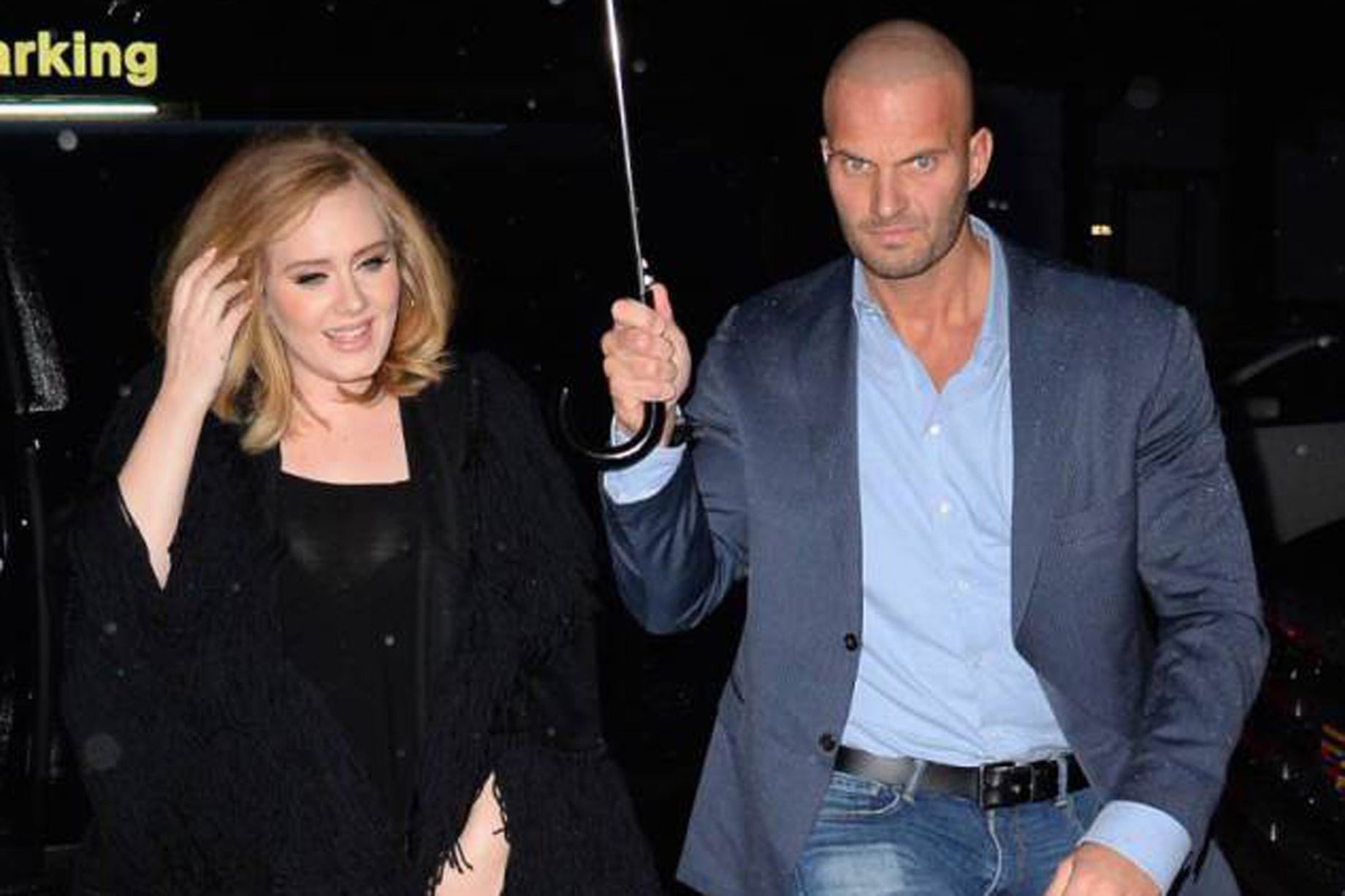 Δείτε τον κούκλο σωματοφύλακα της Adele – BINTEO – ΦΩΤΟ