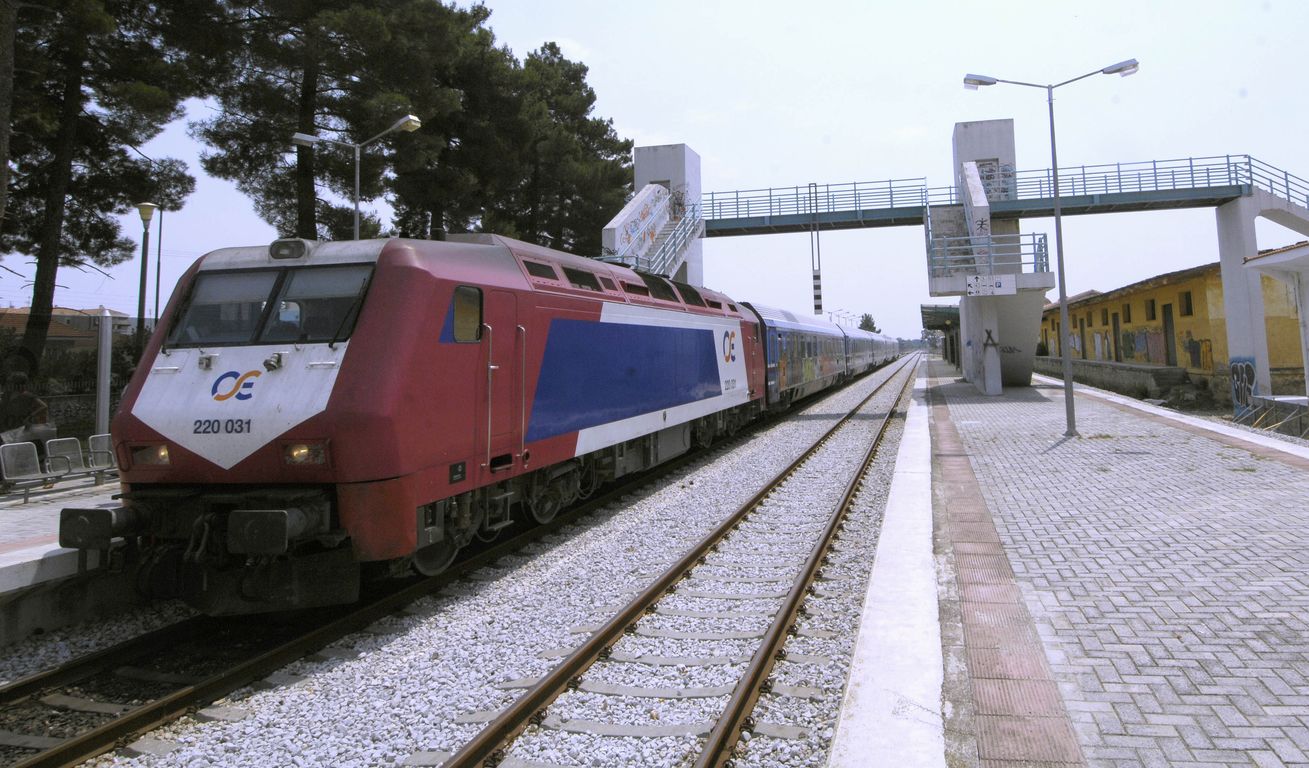 Με προβλήματα η σιδηροδρομική συγκοινωνία στη γραμμή Αθήνα-Λαμία
