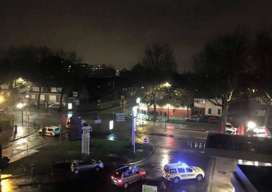 Σε εξέλιξη ομηρία στην πόλη Ρουμπέ της Βόρειας Γαλλίας – ΤΩΡΑ