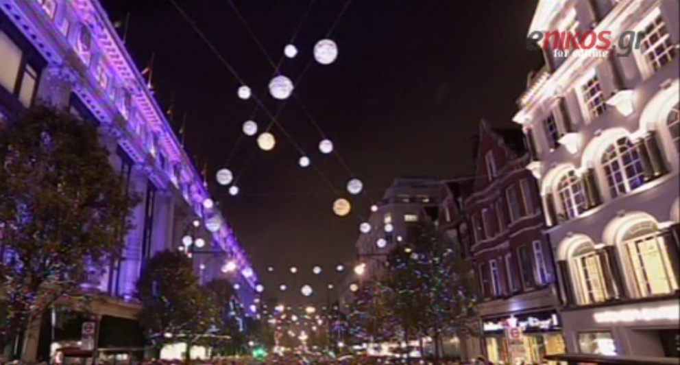 Η Κάιλι Μινόγκ “έφερε” τα Χριστούγεννα στο Λονδίνο – ΒΙΝΤΕΟ