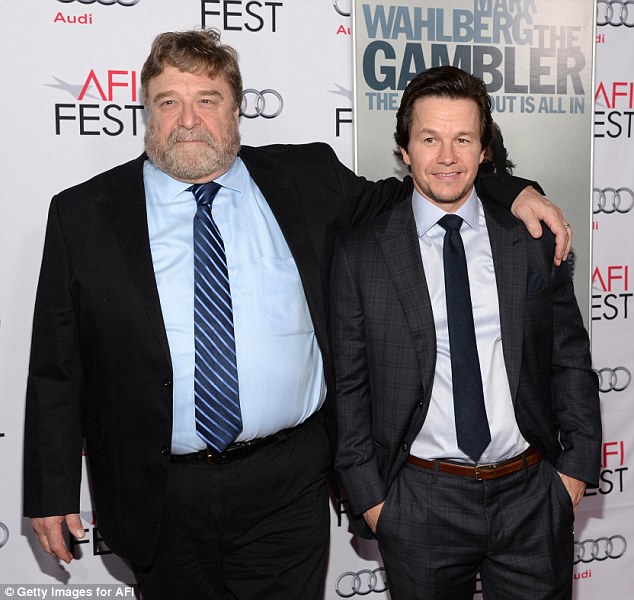 Σταρ του Χόλιγουντ έχασε 50 κιλά και είναι αγνώριστος- ΦΩΤΟ