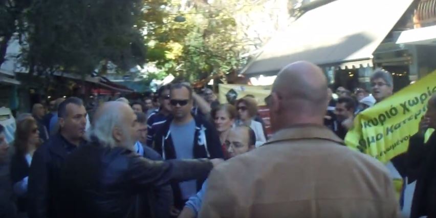 Κατερίνη – Ένταση εξαιτίας της παρουσίας του ΣΥΡΙΖΑ στην πορεία – ΒΙΝΤΕΟ