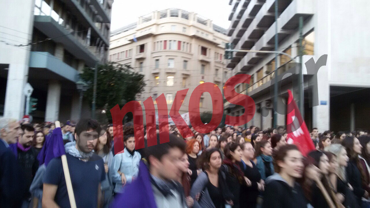 Φοιτητές και σπουδαστές στην πορεία του Πολυτεχνείου – ΦΩΤΟ