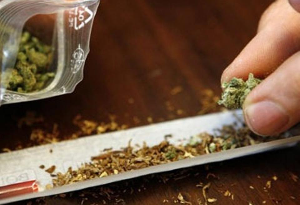 Xανιά: Τρεις συλλήψεις νεαρών που θησαύριζαν με λαθραίο καπνό