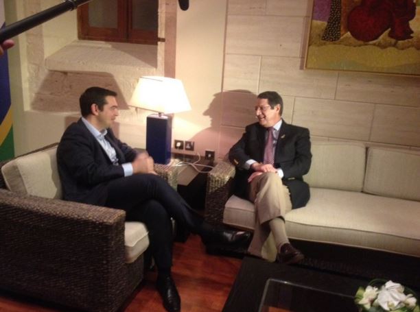 Συνάντηση Τσίπρα – Αναστασιάδη στη Μάλτα – ΦΩΤΟ