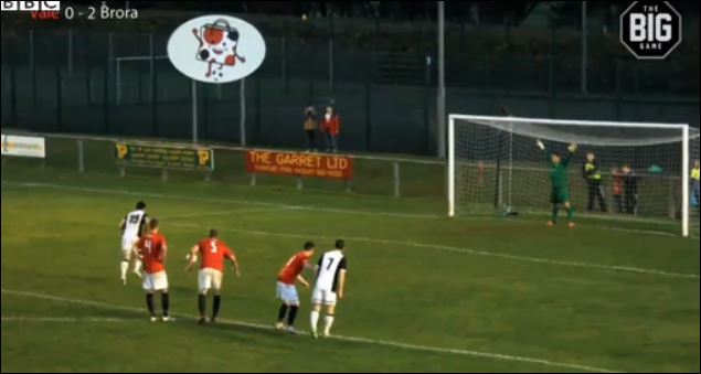 Έχετε δει χειρότερο πέναλτι; – ΒΙΝΤΕΟ