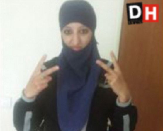 Ο διάλογος της γυναίκας-καμικάζι με τους αστυνομικούς πριν ανατιναχθεί – ΒΙΝΤΕΟ