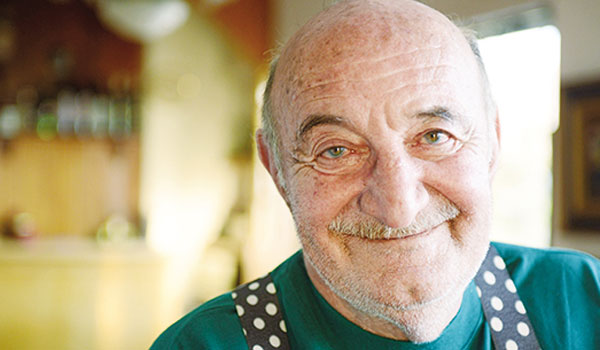 Έφυγε από τη ζωή ο ηθοποιός Κώστας Τσάκωνας