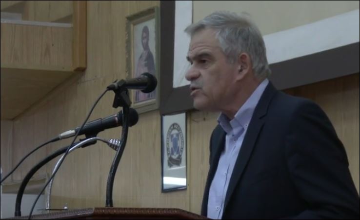 Ο Τόσκας στα ΜΑΤ: Μην γίνεστε δημοσιογράφοι… – ΒΙΝΤΕΟ