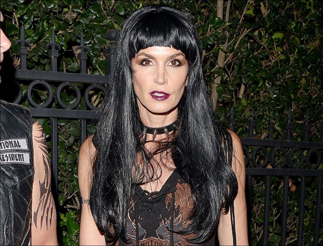 Οι αποκαλυπτικές εμφανίσεις των celebrities για το Halloween – ΦΩΤΟ