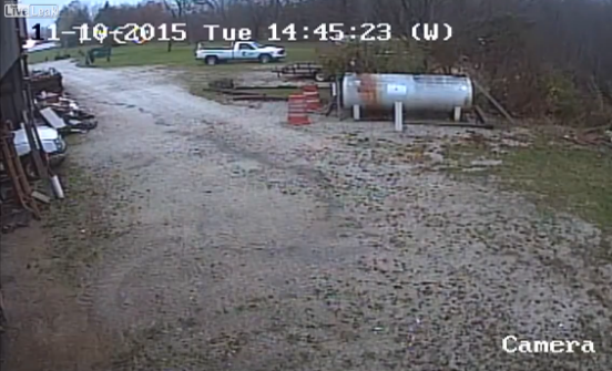 Η στιγμή της συντριβής αεροπλάνου στο Οχάιο – ΒΙΝΤΕΟ