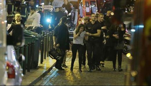 Νέες ΦΩΤΟ από το μακελειό στο Παρίσι