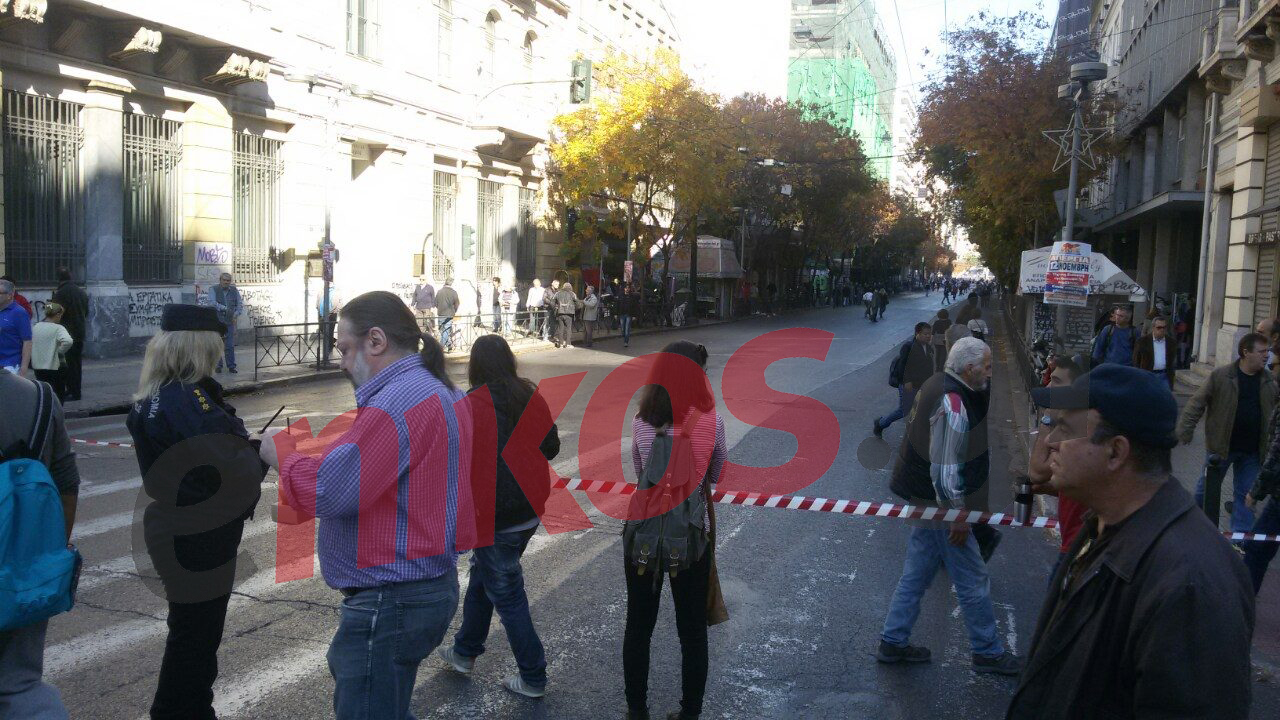 Ξεκίνησαν οι συγκεντρώσεις, κλειστή η Πατησίων – ΦΩΤΟ