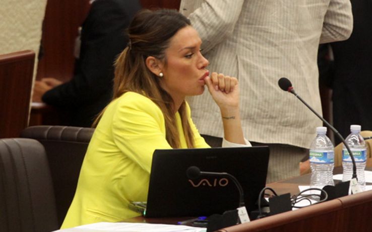 Η πληθωρική οδοντίατρος του Μπερλουσκόνι – ΦΩΤΟ