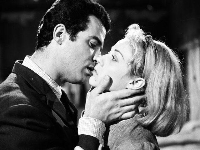 Τεστ – Βρες την ελληνική ταινία από το… φιλί