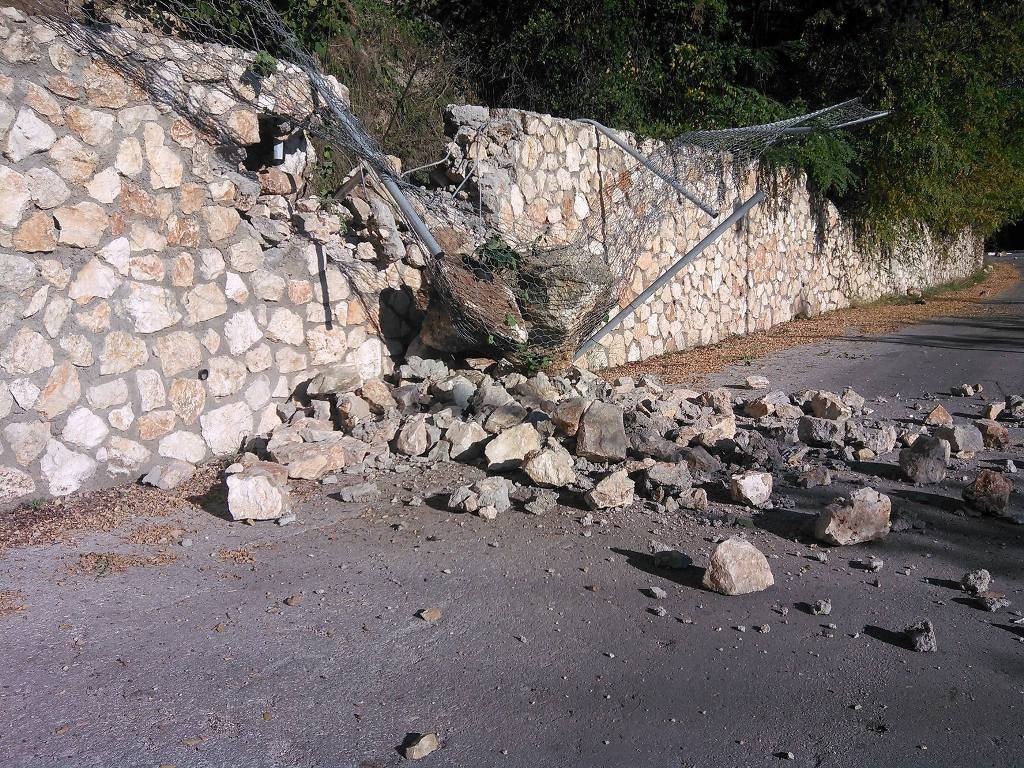 Ισχυρός σεισμός 6,1 Ρίχτερ στη Λευκάδα – Δύο γυναίκες νεκρές