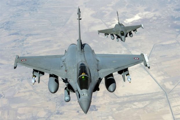 Γαλλικά αεροσκάφη έπληξαν θέσεις τζιχαντιστών στο Ιράκ