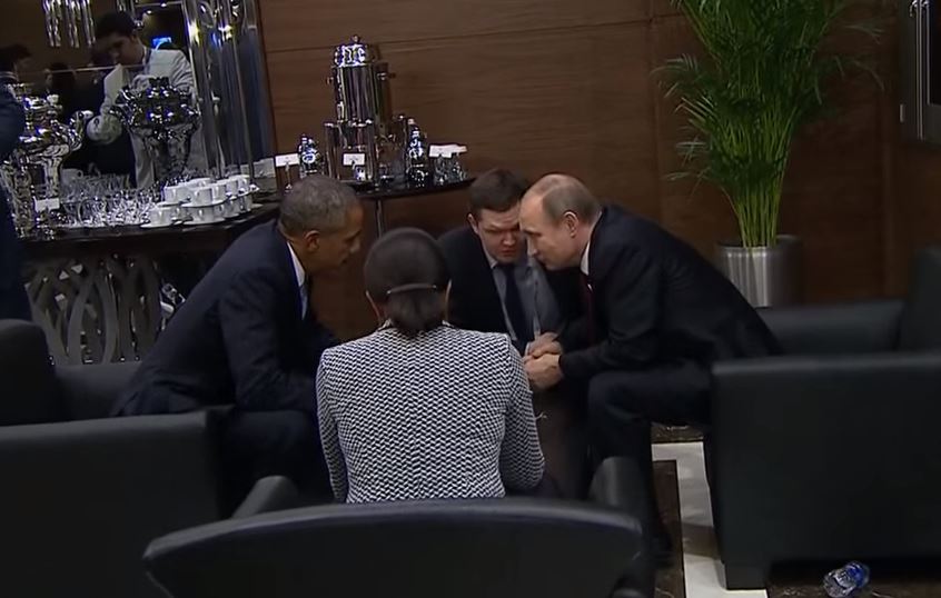 Για περισσότερη από μισή ώρα συνομίλησαν Πούτιν-Ομπάμα