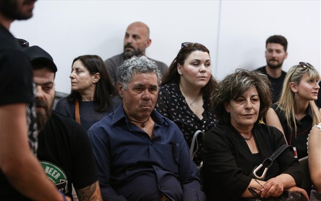 Οργισμένη η Μάγδα Φύσσα στη δίκη της ΧΑ: “Περιουσία είναι το παιδί σου”