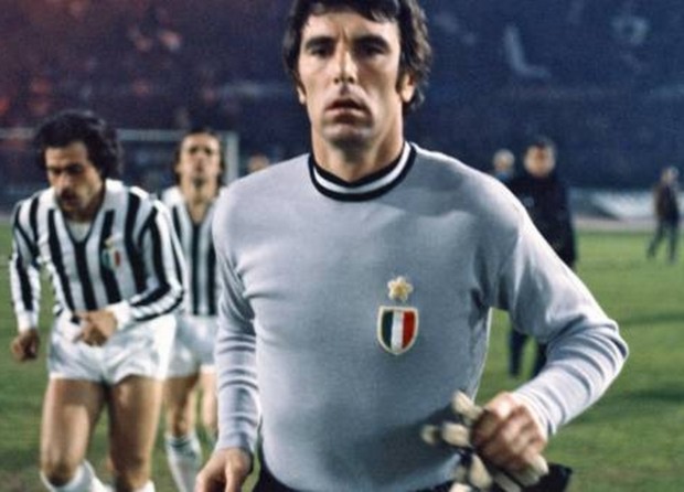 Σοκ – Δυσκολεύεται να περπατήσει ο Τζοφ