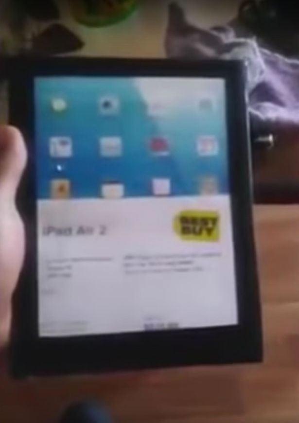 Παρήγγειλε ένα iPad των 100 δολαρίων και δείτε τι έπαθε – ΒΙΝΤΕΟ