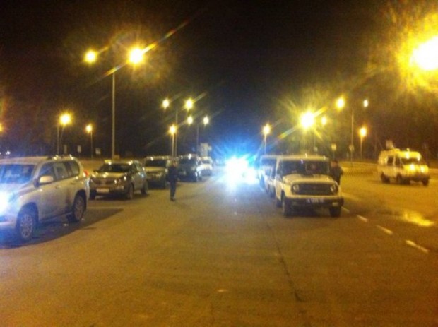 Ρώσοι διαδηλωτές αφαίρεσαν τουρκική σημαία από εργοστάσιο – ΦΩΤΟ