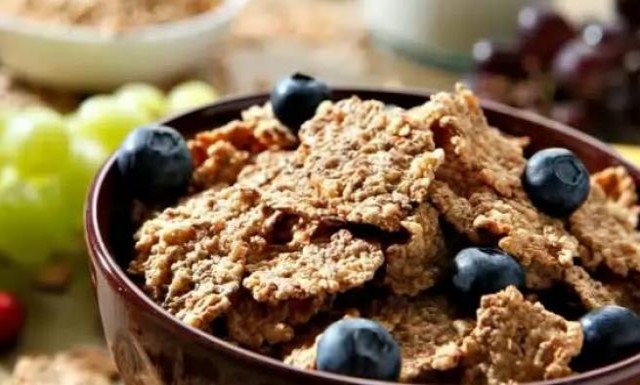 10 λόγοι για να τρώτε δημητριακά ολικής άλεσης