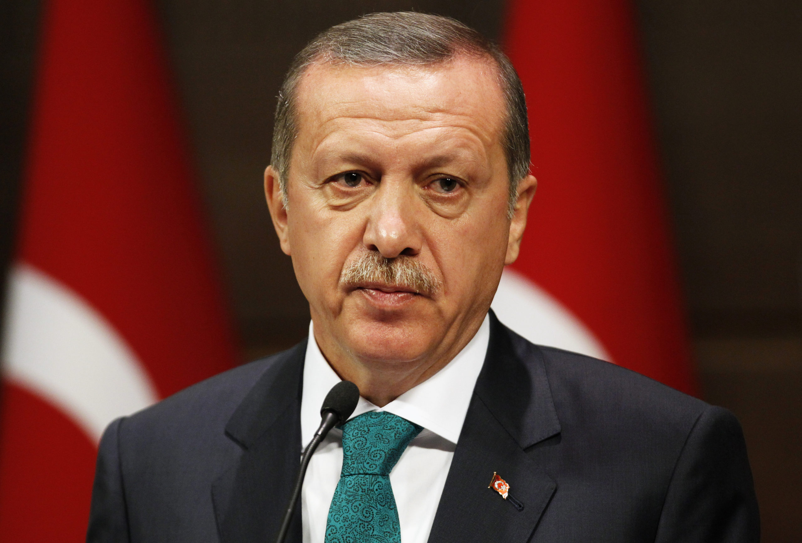 Η Τουρκία καταδικάζει τις επιθέσεις στο Παρίσι