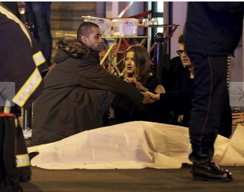 Γάλλος ο ένας εκ των δραστών των τρομοκρατικών επιθέσεων στο Παρίσι