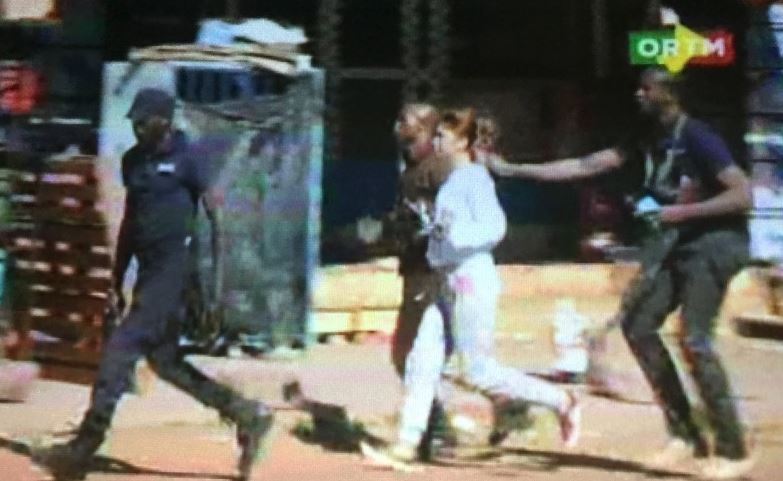 Οι όμηροι που αφέθηκαν ελεύθεροι από τους τζιχαντιστές – ΦΩΤΟ