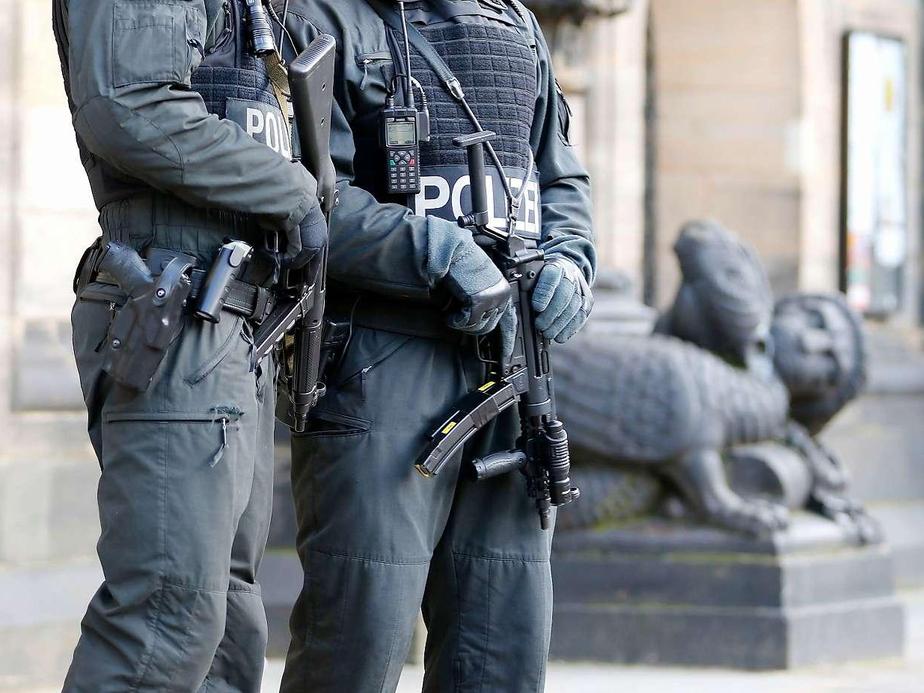 Μυστήριο με 51χρονο που συνελήφθη με πολυβόλα και εκρηκτικά στη Βαυαρία