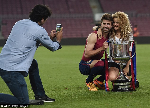 Τι λέει ο Pique για τις απειλές που δέχθηκε με τη Shakira;