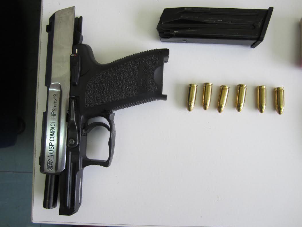 Πήγε στο γήπεδο με πιστόλι