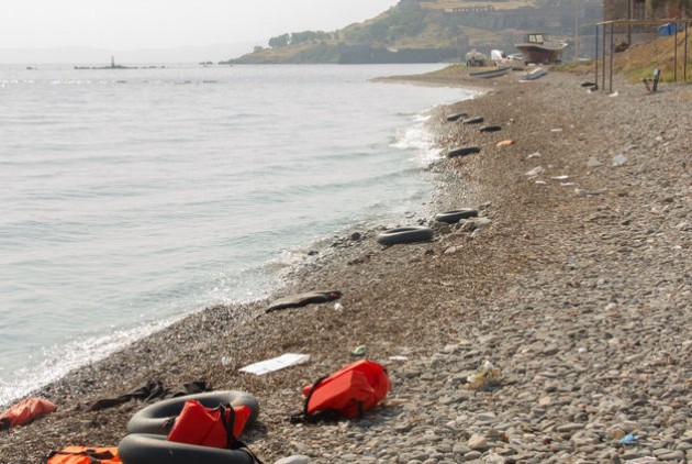 Δεν έχει τέλος η τραγωδία στη Λέσβο – Εντόπισαν μία γυναίκα και δύο παιδιά νεκρά