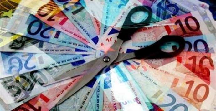 Έρχεται «ψαλίδι» στα επιδόματα λόγω του Ελάχιστου Εγγυημένου Εισοδήματος