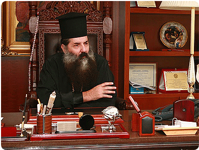 Μητροπολίτης Πειραιώς: Παύω οποιαδήποτε σχέση με όποιον ψηφίσει το σύμφωνο συμβίωσης