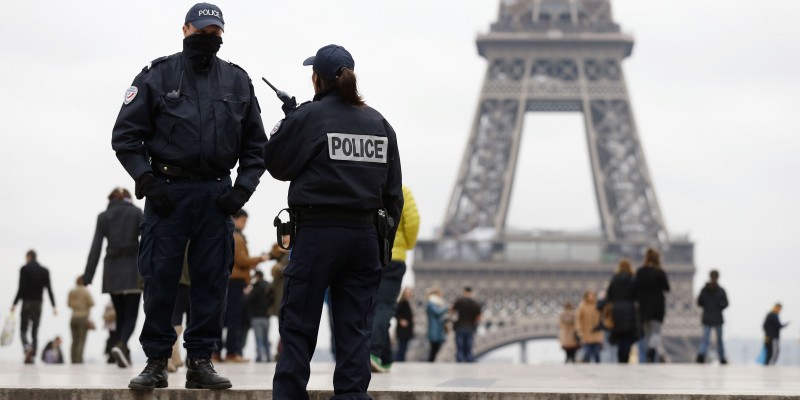 Εντοπίστηκε γιάφκα ισλαμιστών κοντά στο Παρίσι