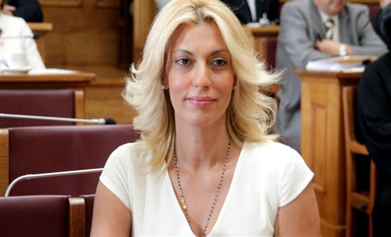 Καραμανλή: Θα ήθελα τον Κώστα Καραμανλή ανά πάσα στιγμή – ΒΙΝΤΕΟ