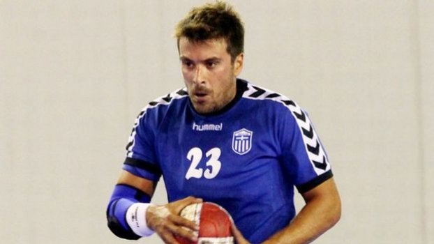 Εκτός εαυτού ο Αϊβάζης σε αγώνα χάντμπολ – ΒΙΝΤΕΟ