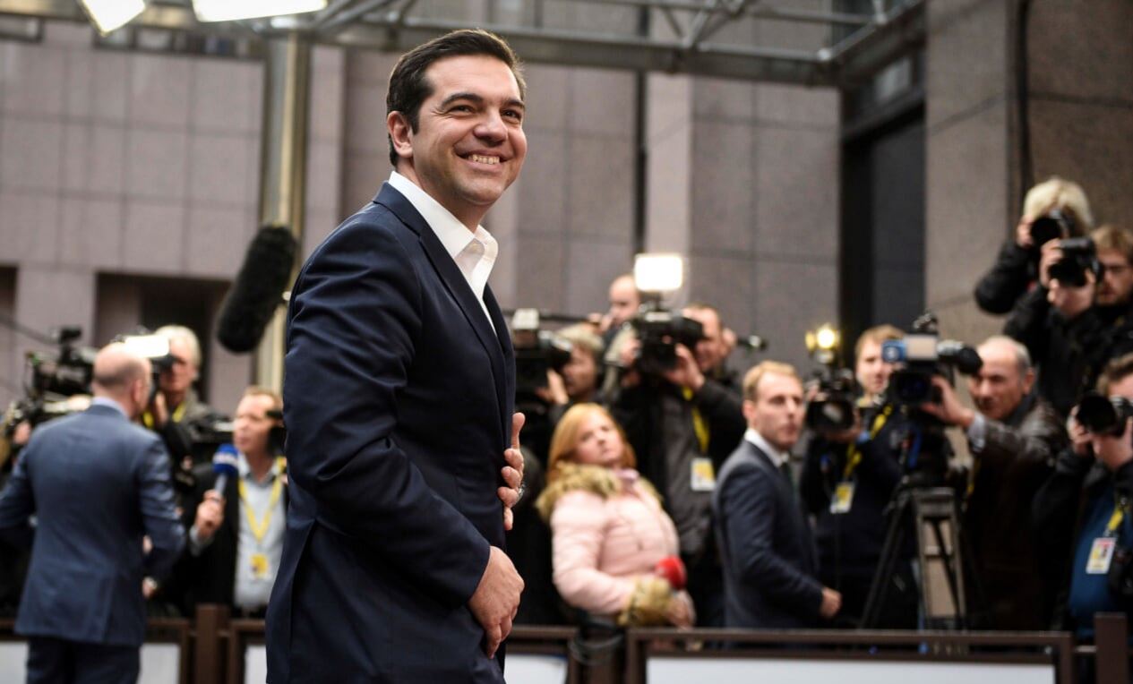 Τα χαμόγελα του Τσίπρα στη Σύνοδο Κορυφής – ΦΩΤΟ