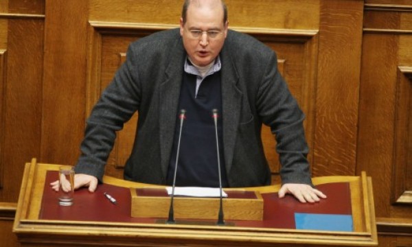 Φίλης: Επιδίωξή μας είναι ένας διάλογος ισότιμος και ανοιχτός