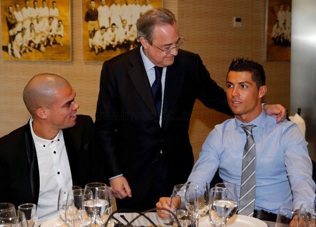 Η χειραψία του Πέρεθ με τον Ρονάλντο – ΦΩΤΟ